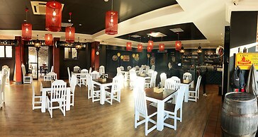 Tayfin Royale Hotel & Restaurant