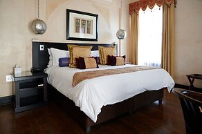 Tayfin Royale Hotel & Restaurant