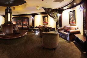 Tayfin Royale Hotel & Restaurant