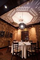 Tayfin Royale Hotel & Restaurant