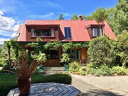 Murchison Lodge