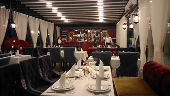 City Palace Hotel