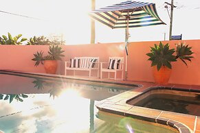 Camden Motor Inn