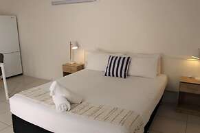 Camden Motor Inn