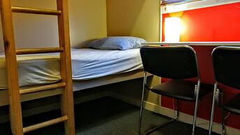 Astray Motel