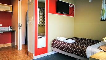 Astray Motel