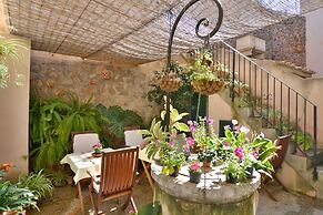 Can Busquets - Hotel d'Interior