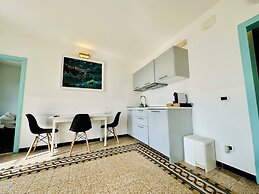 Giovanni Rooms Manarola