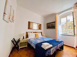 Giovanni Rooms Manarola