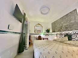 Giovanni Rooms Manarola