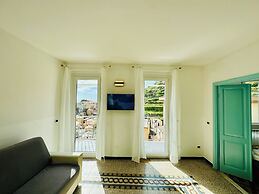 Giovanni Rooms Manarola
