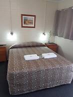 Avocado Motor Inn