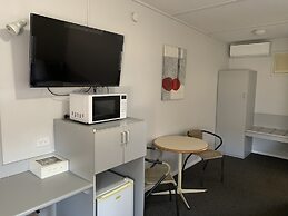 Orana Windmill Motel