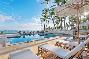 Watermark Luxury Oceanfront All Suite Hotel