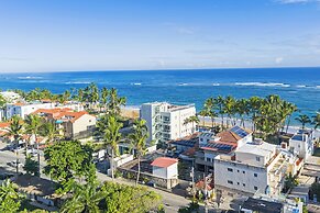 Watermark Luxury Oceanfront All Suite Hotel