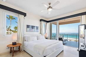 Watermark Luxury Oceanfront All Suite Hotel