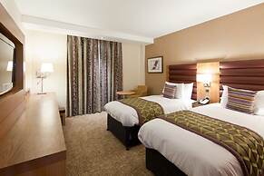 Drayton Manor Hotel