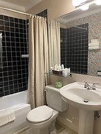 Kingston Hotel