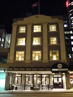 Kingston Hotel