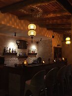 Dardanos Hotel