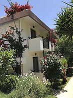 Dardanos Hotel