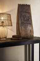 Naxian Collection