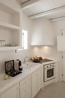Naxian Collection