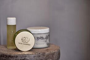 Naxian Collection