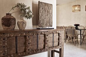 Naxian Collection