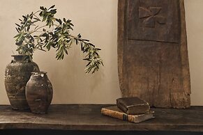 Naxian Collection