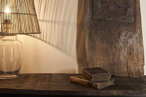 Naxian Collection
