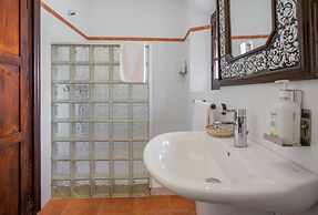 LA TARTANA HOTEL BOUTIQUE