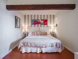 LA TARTANA HOTEL BOUTIQUE
