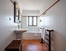 LA TARTANA HOTEL BOUTIQUE