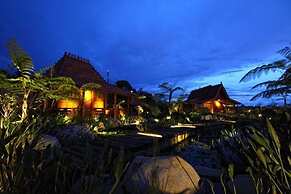 Jadul Adarapura Resort & Spa