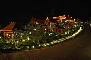 Jadul Adarapura Resort & Spa