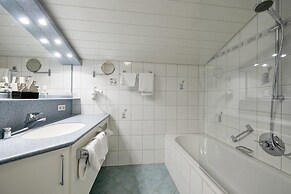 Hotel Adler