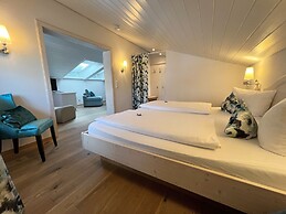 Hotel Adler