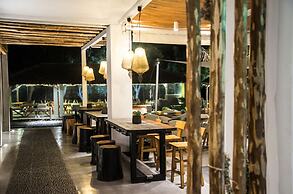 Makris Beach Hotel