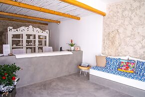 Makris Beach Hotel