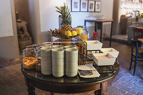 Borgo Di Colleoli Resort