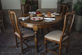 Borgo Di Colleoli Resort