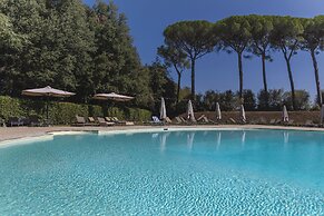 Borgo Di Colleoli Resort