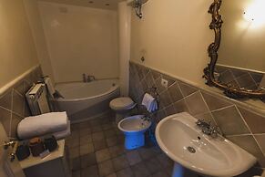 Borgo Di Colleoli Resort