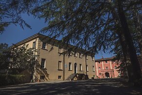 Borgo Di Colleoli Resort
