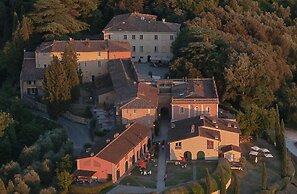 Borgo Di Colleoli Resort