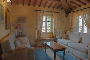 Borgo Di Colleoli Resort