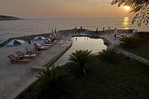 Hotel R
