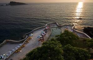 Hotel R