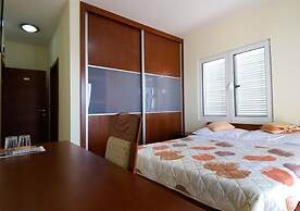 Hotel R
